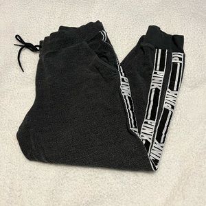 VS Pink Joggers